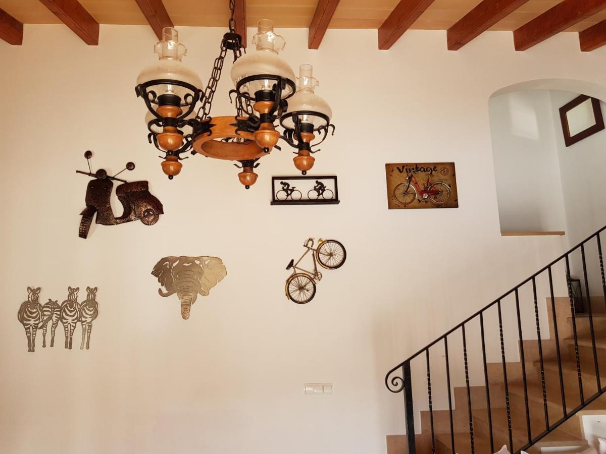 Villa Milagro - 3 Bedroom Finca Style Villa With Pool Near Golf Course/Beaches - Air Cond. Pollença Buitenkant foto